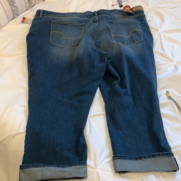 NWT LEVI’S SIGNATURE Denim Jean Capri Size 28 - Picture 15 of 16